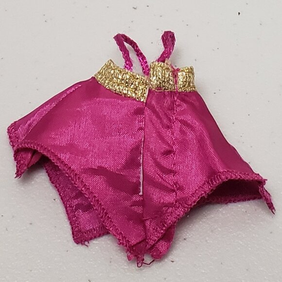 Bratz Jade Passion 4 Fashion Shirt - Picture 2 of 2